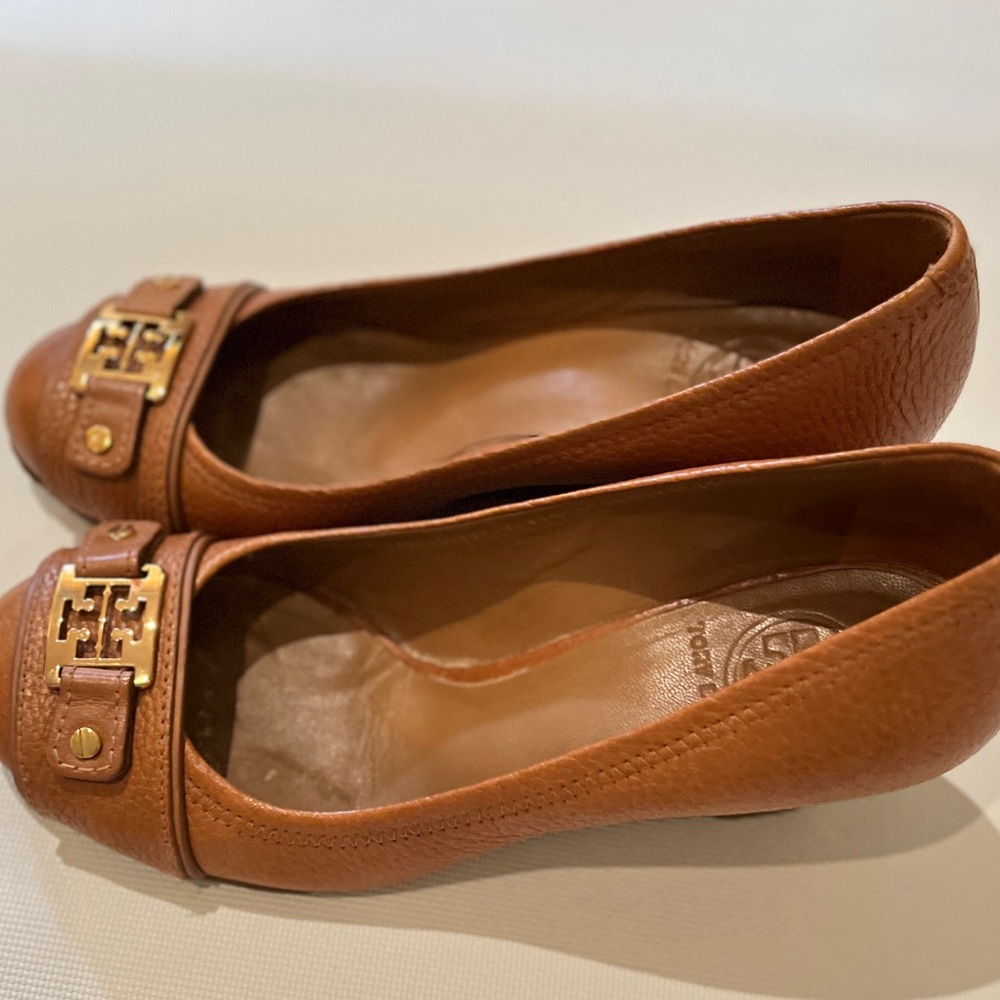Brown Tory Burch pumps in a very good conditions, see pics!